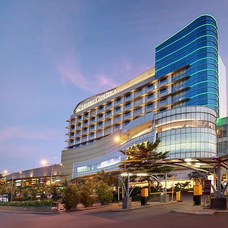 Hotel Ciputra Cibubur Exterior foto