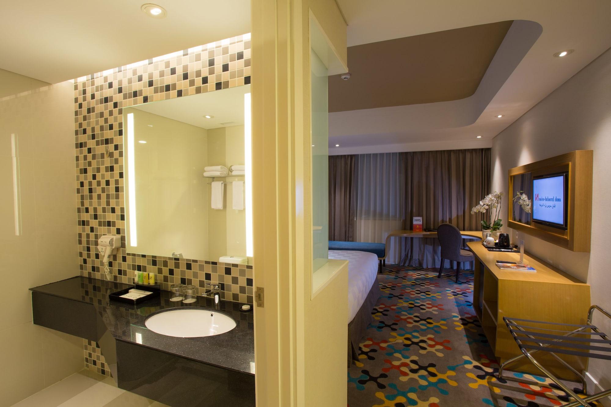 Hotel Ciputra Cibubur Exterior foto