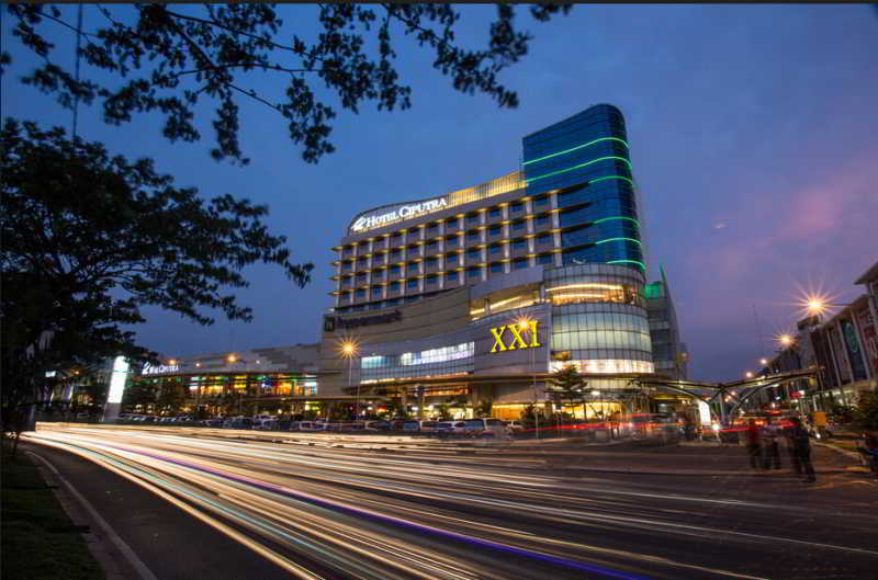 Hotel Ciputra Cibubur Exterior foto