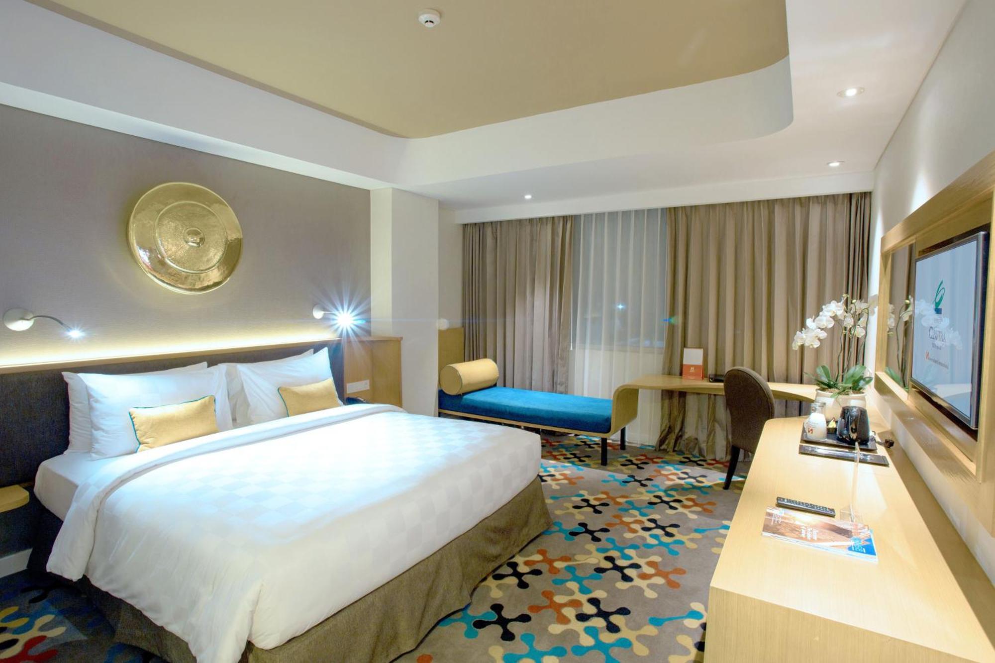 Hotel Ciputra Cibubur Exterior foto