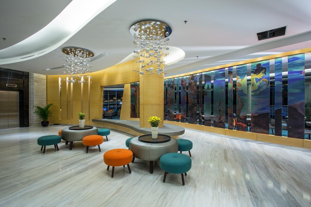 Hotel Ciputra Cibubur Exterior foto